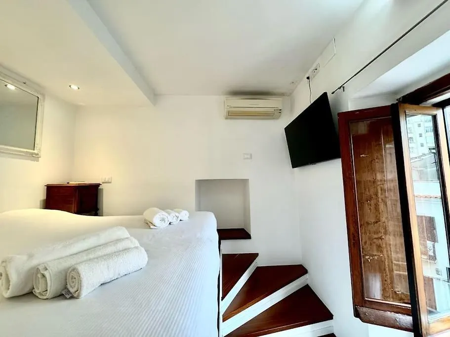 Centre View, Cagliari, Sardegna Apartment Italy